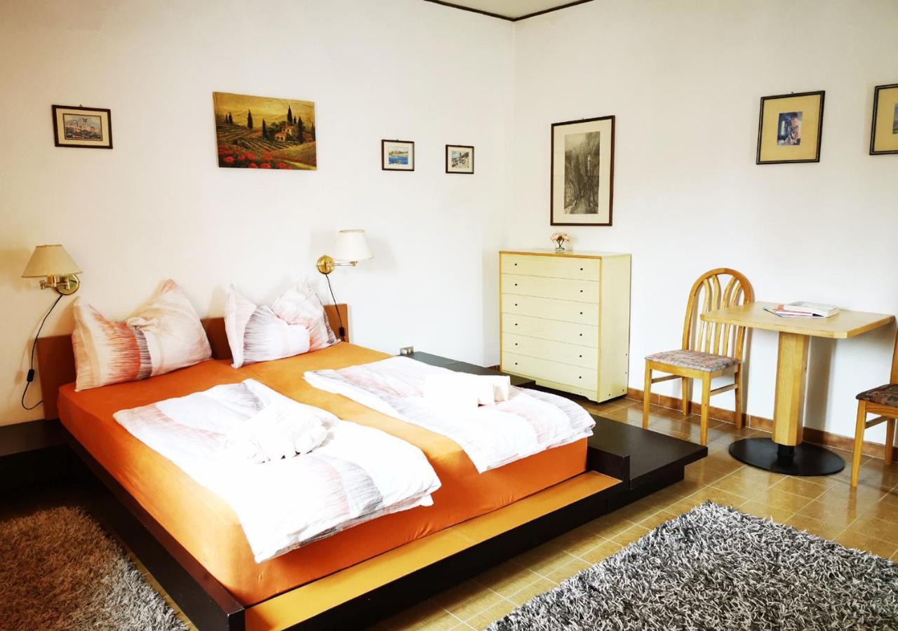 Willa Casa Rustica Con Giardino Caprino Veronese Zewnętrze zdjęcie